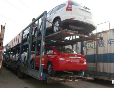 轎車(chē)運(yùn)輸